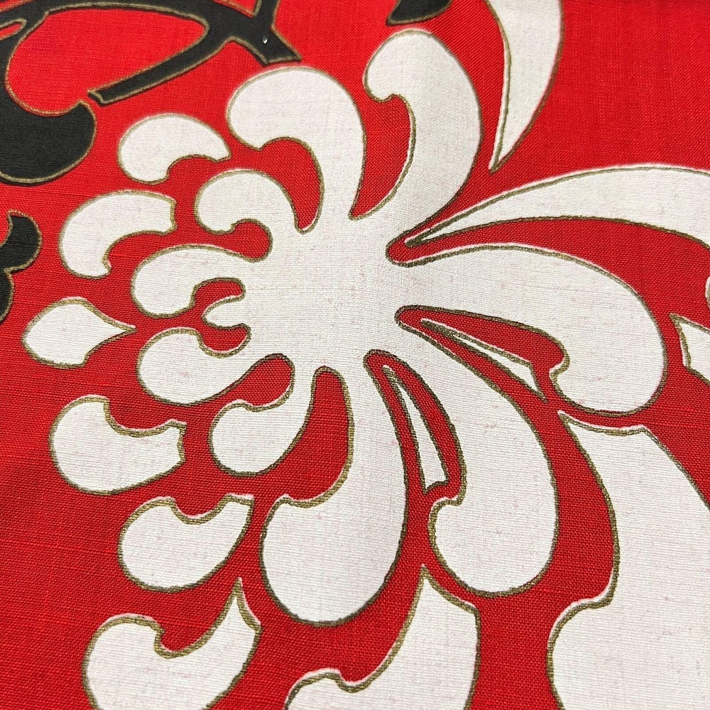 Alfred Shaheen Fabric Hand Printed in Hawaii Red w/White Chrysanthemums 44 x 52 - Picture 6 of 9